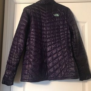 Women’s size large plum color down puffer jacket